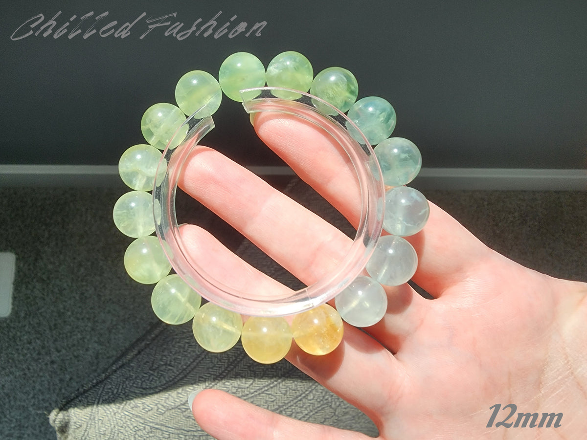 [Bracelet] Green to Yellow Gradient Prehnite Bracelet
