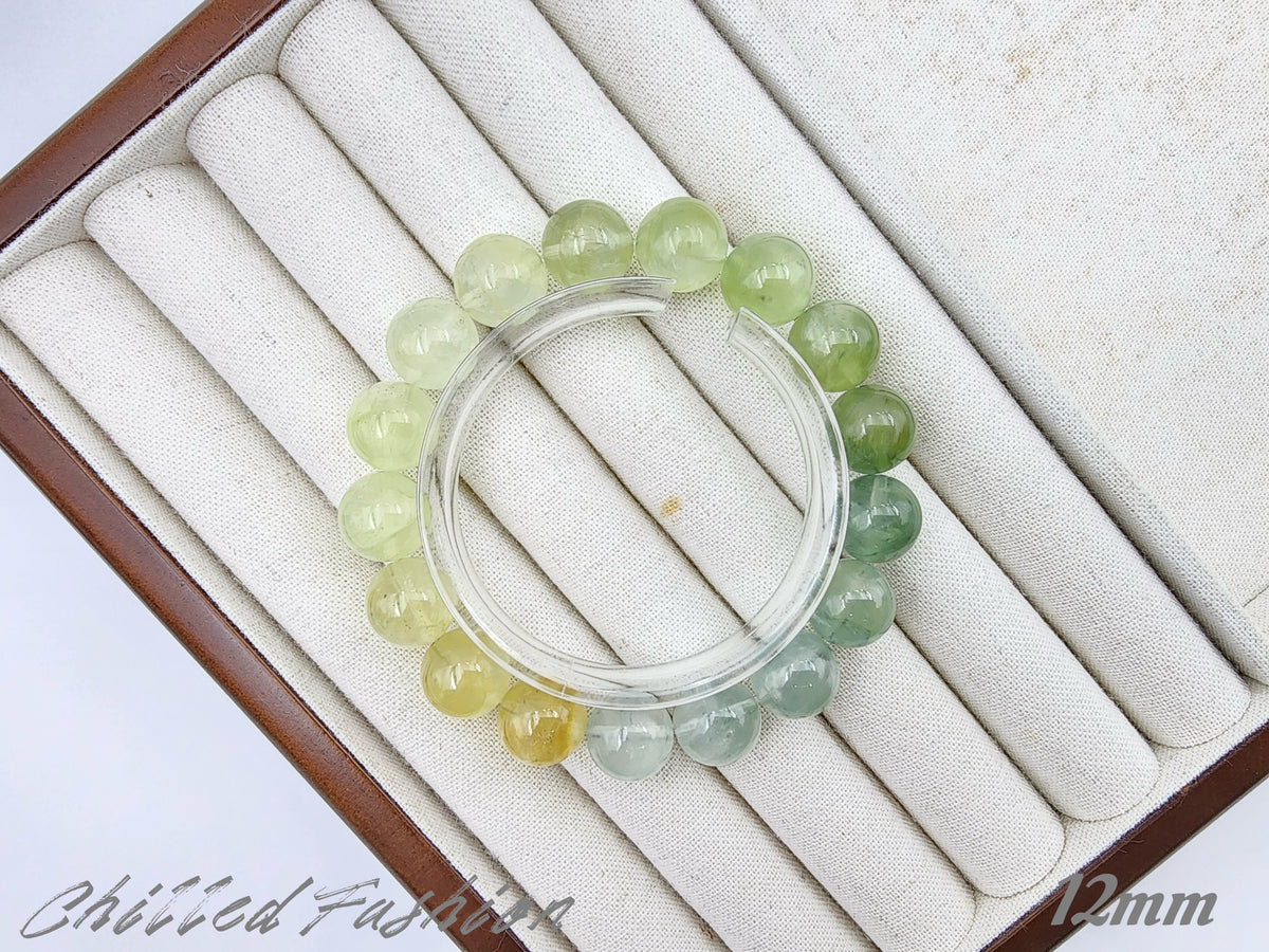 [Bracelet] Green to Yellow Gradient Prehnite Bracelet